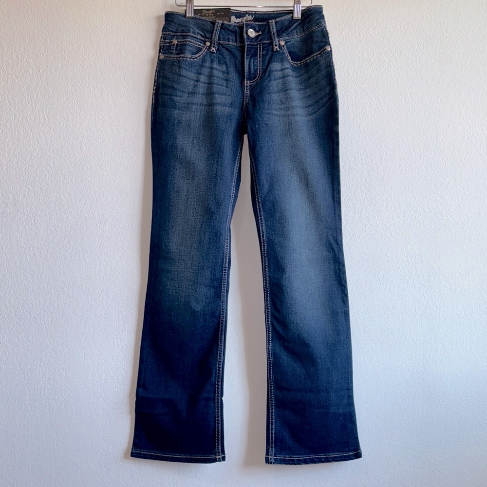 NWT Wrangler Retro Mae Mid Rise Bootcut Women's Blue Jeans Sz 3/4 x 32